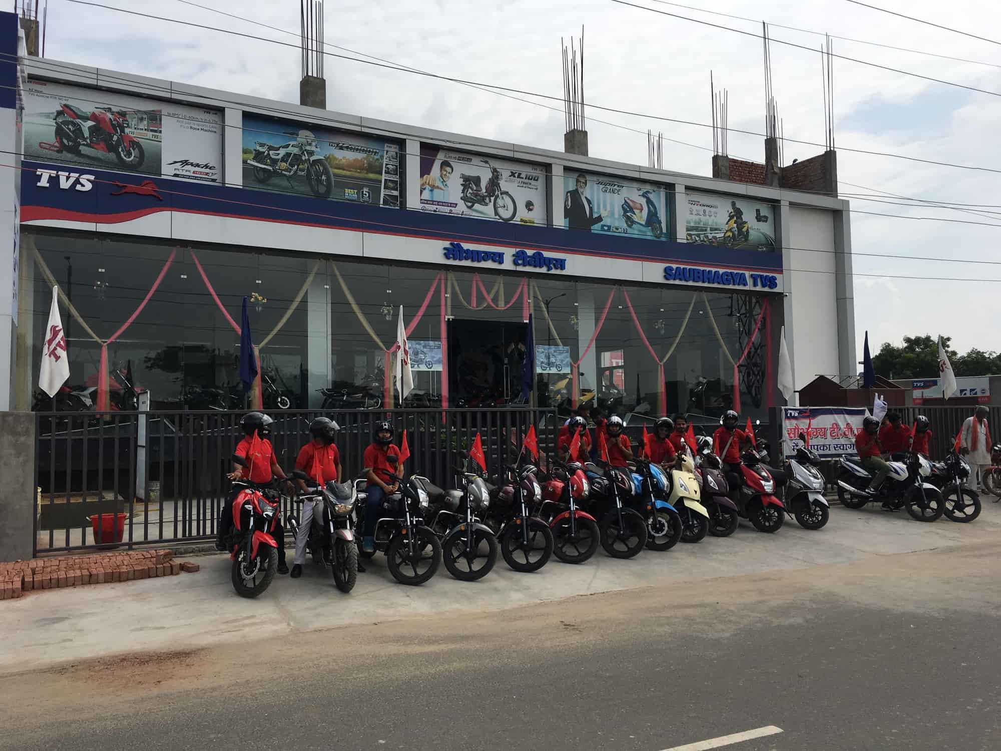 Tvs Phoenix Motorcycle Dealers in Ram Ganga Vihar Phase 1