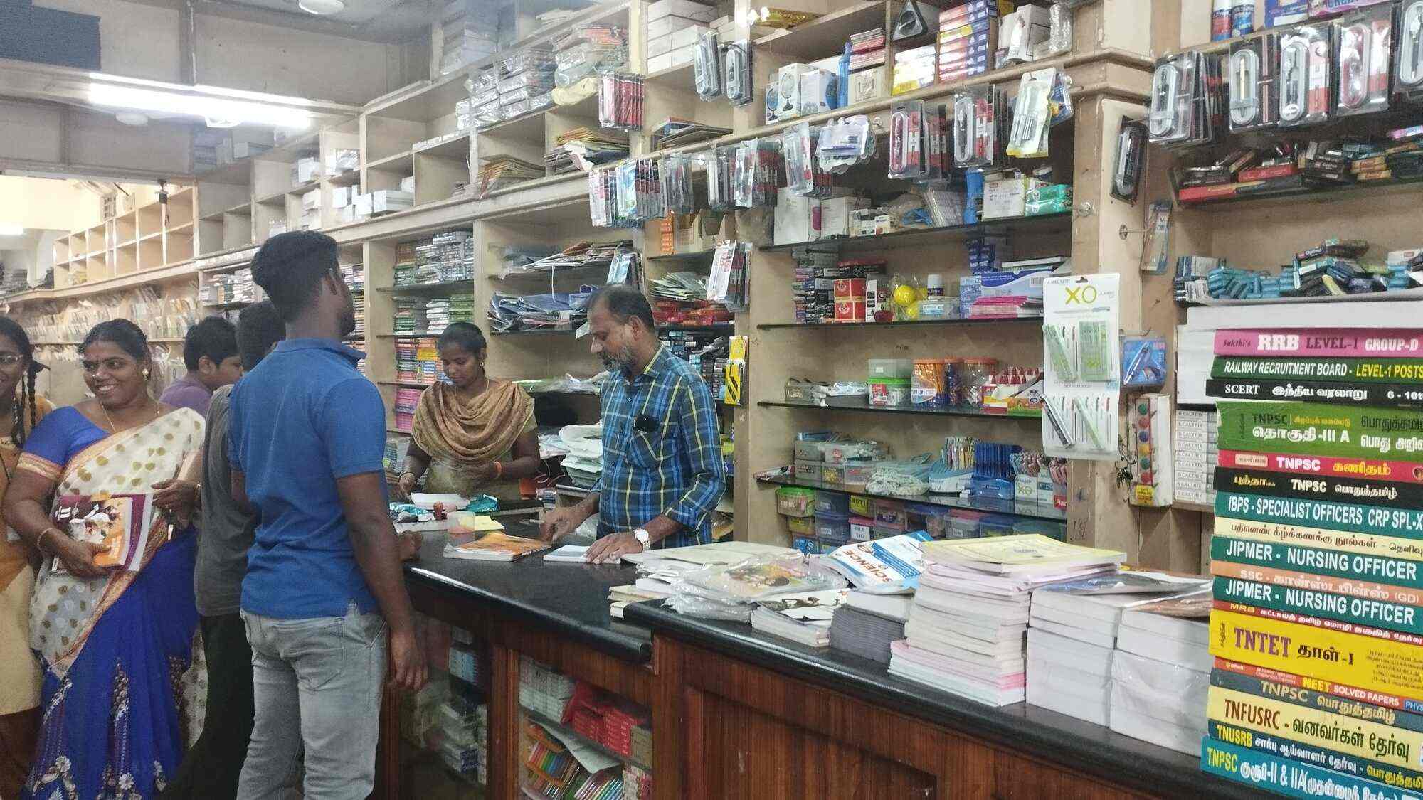 Top Parcel Booking Services For Pondicherry in Kumbakonam near me