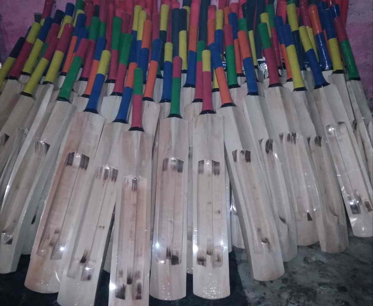 Top Cricket Wear Manufacturers in Kozhikode क्रिकेट वियर मनुफक्चरर्स