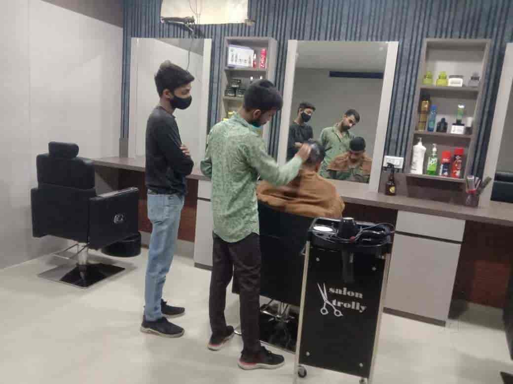 Unique Beauty Saloon & Ayurveda Spa Center in Delhi Road Meerut,Meerut