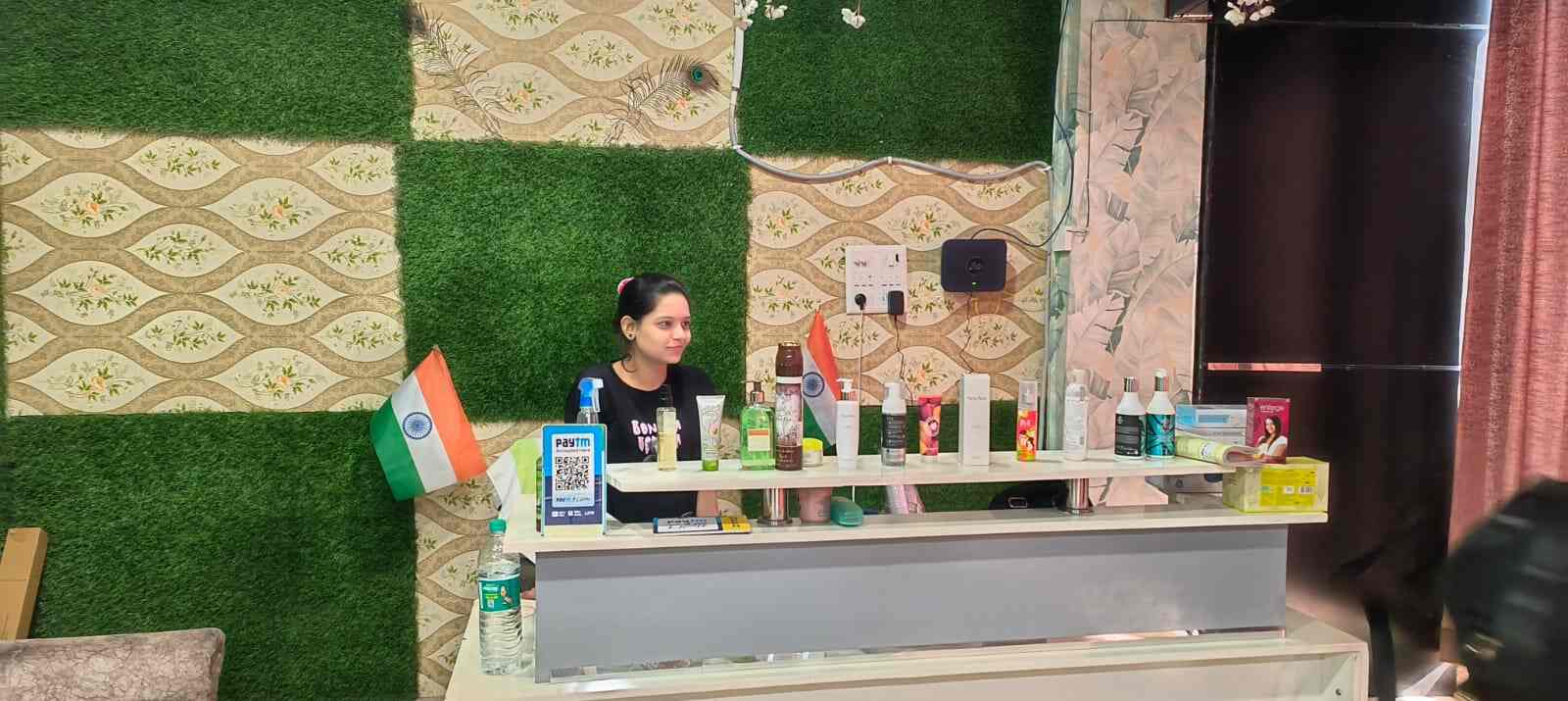 The Scissor Family Unisex Salon in Mangal Pandey Nagar,Meerut Best