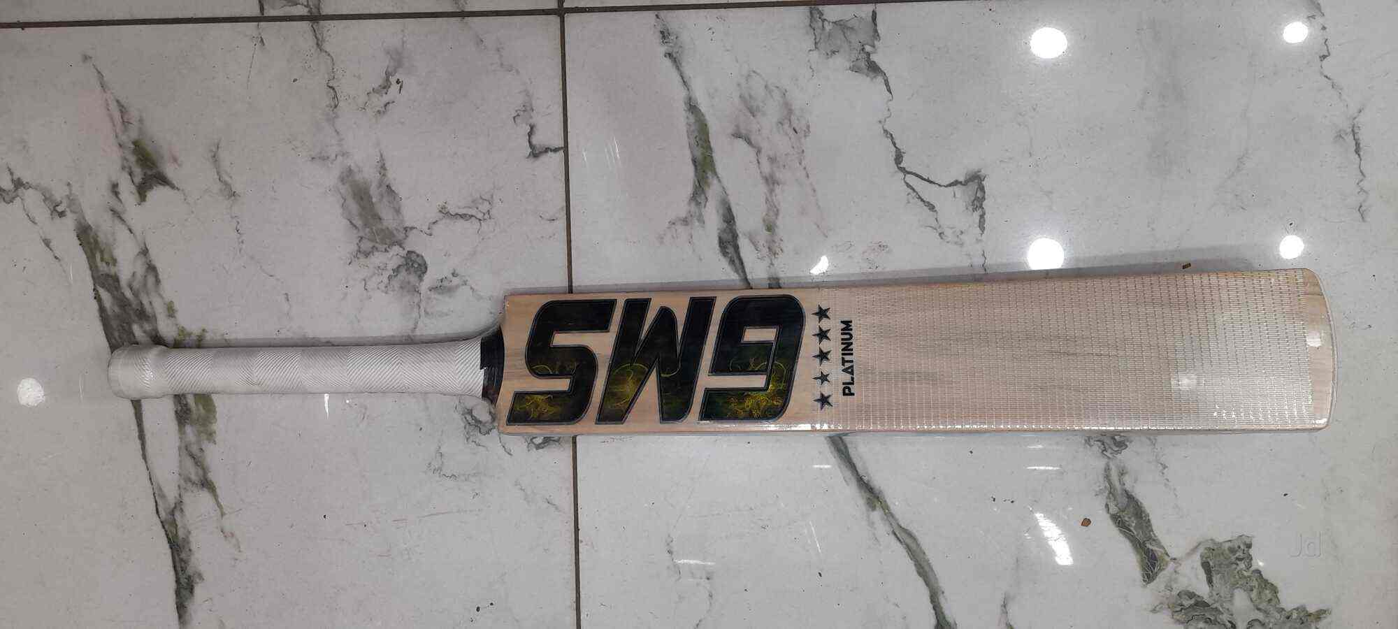 Top Cricket Bat Manufacturers in Desale Pada Best Wooden Cricket Bat