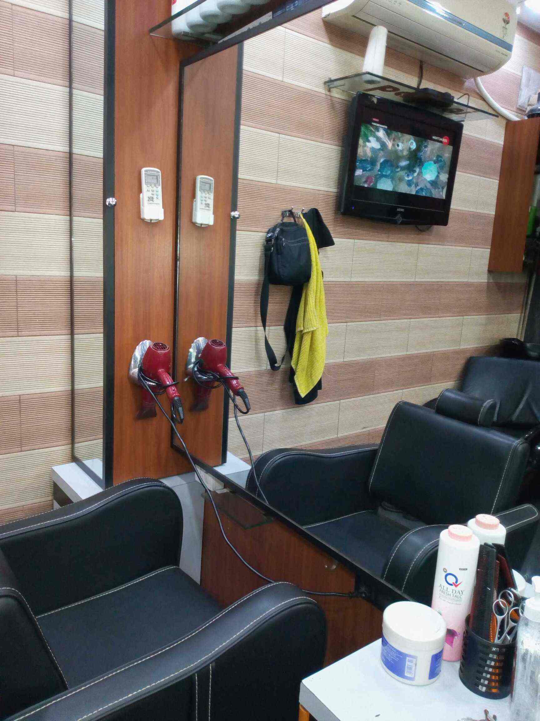 Mateens London Hair Studio in Vile Parle West - Best Unisex Salons in Mumbai - Justdial Mateens London Hair Studio in Vile Parle West - Best Unisex Salons in Mumbai - Justdial