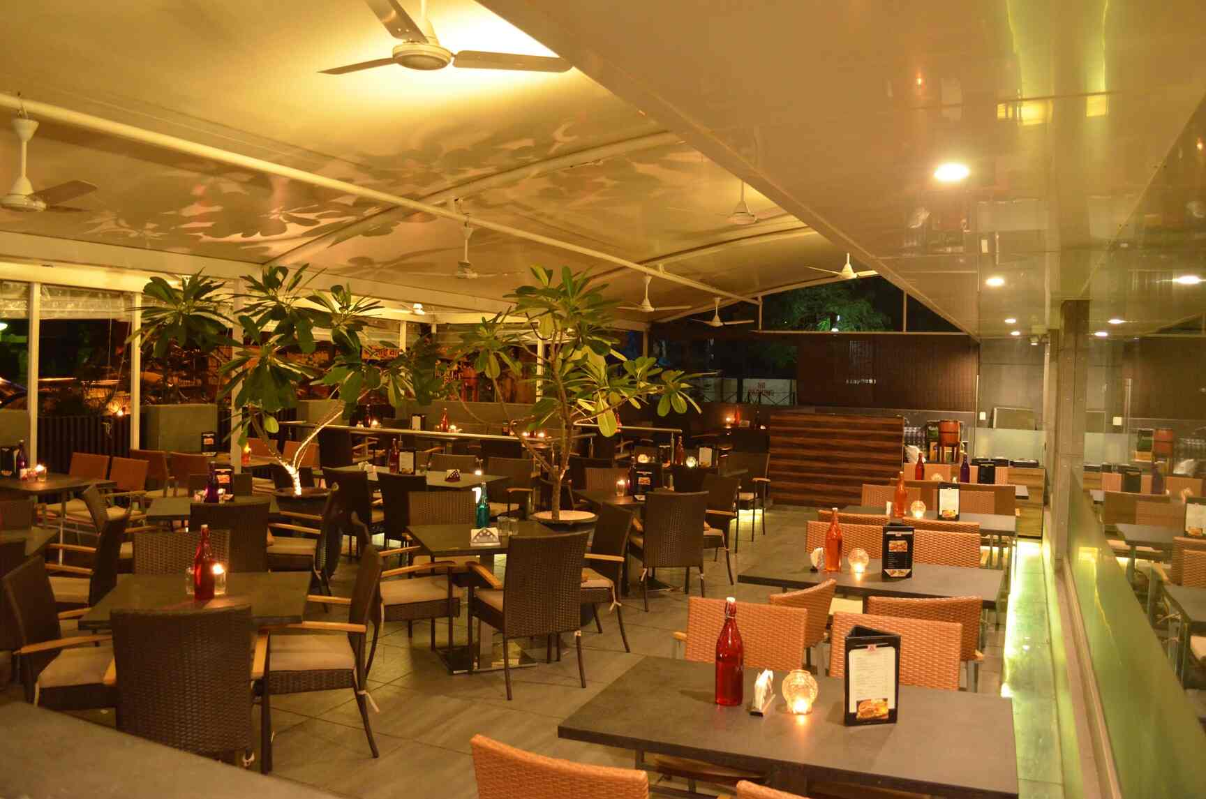Ambience All Day Dining in Kandivali East,Mumbai Order Food Online
