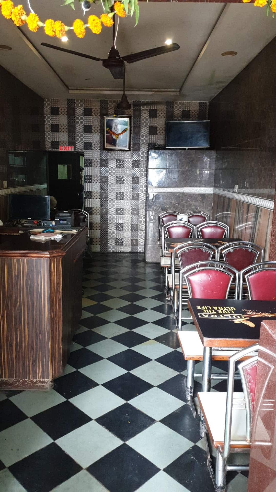 Top Bars Restaurants near Mulund Check NakaMulund West,Mumbai Best