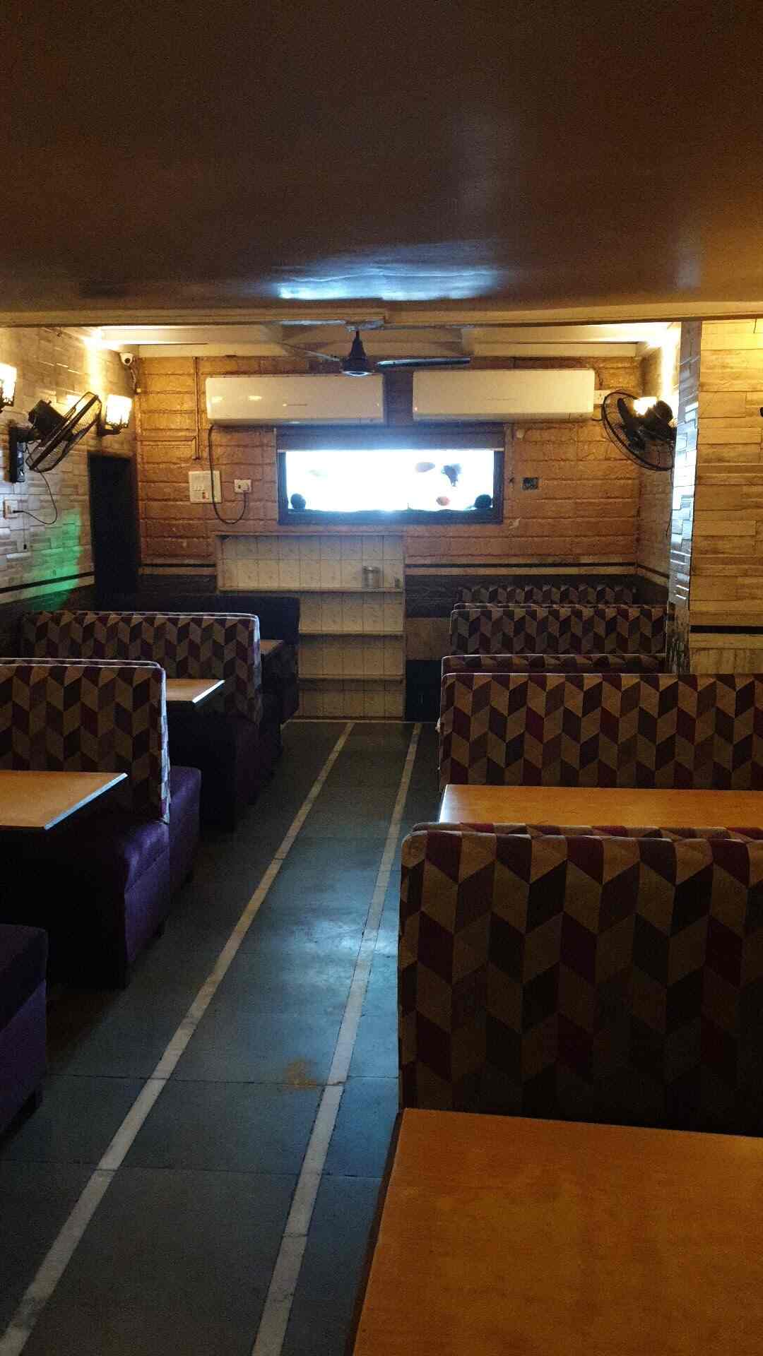 Top Bars Restaurants near Mulund Check NakaMulund West,Mumbai Best