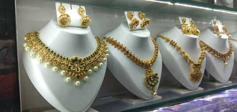 Mk shah jewellers chira bazar store