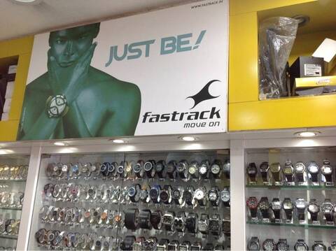 watch shop in andheri west