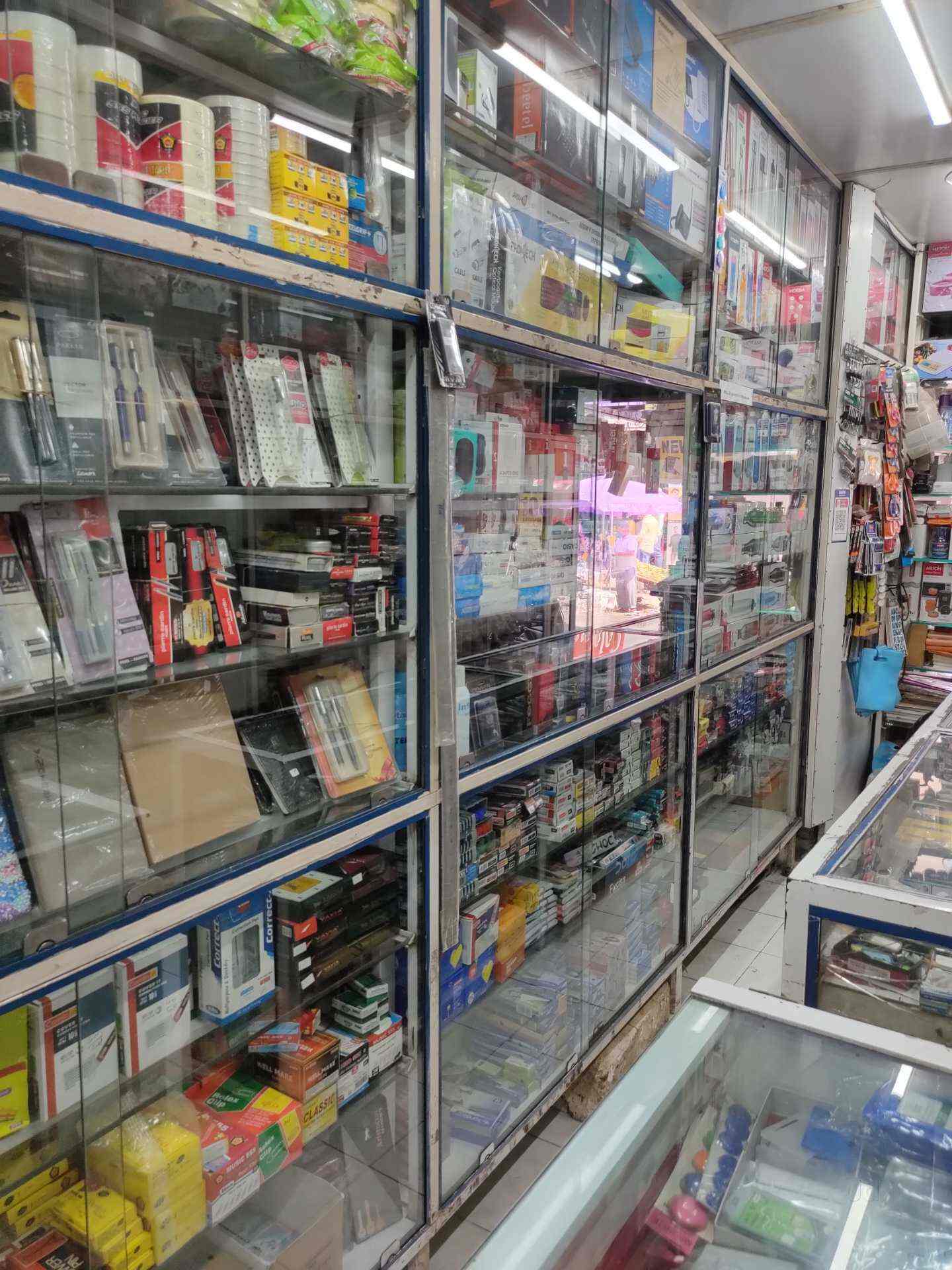 Apple Stationery & Xerox in Fort,Mumbai Best Stationery Shops in