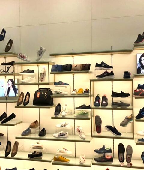 Metro new arrivals shoes kurla