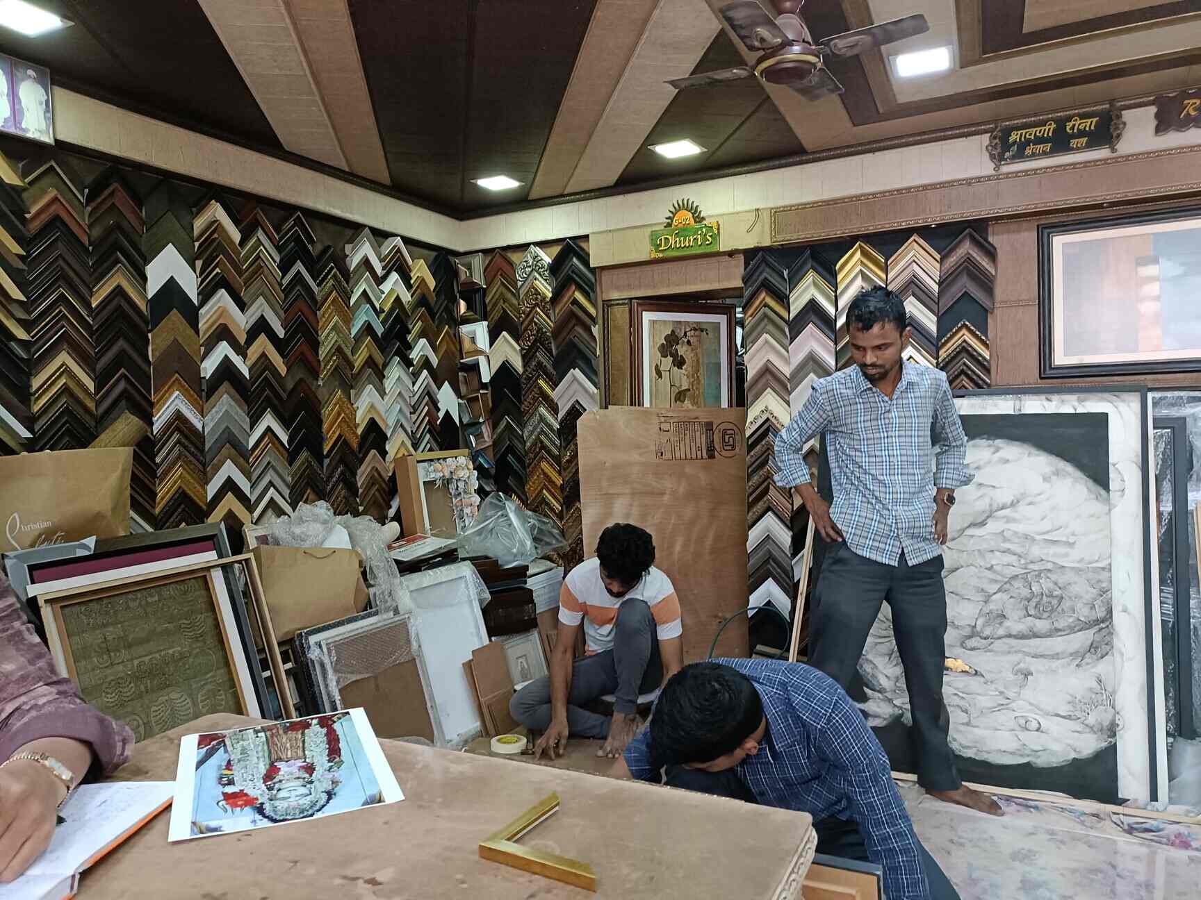 Top Photo Frame Moulding Manufacturers in Pali Best Photo Frame