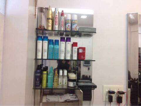 Mirella The Hair & Beauty Salon in Vile Parle West,Mumbai - Best Beauty Parlours For Acne Treatment in Mumbai - Justdial Mirella The Hair & Beauty Salon in Vile Parle West,Mumbai - Best Beauty Parlours For Acne Treatment in Mumbai - Justdial