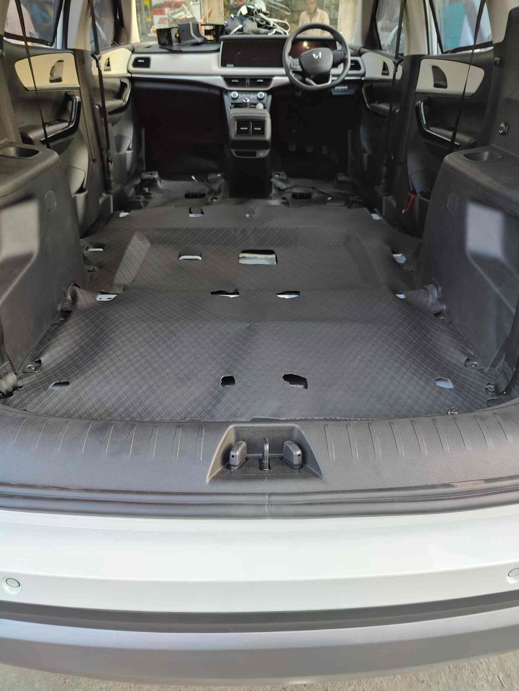 Laxmi Auto Centre in Sion,Mumbai Best Decorative Car Accessory