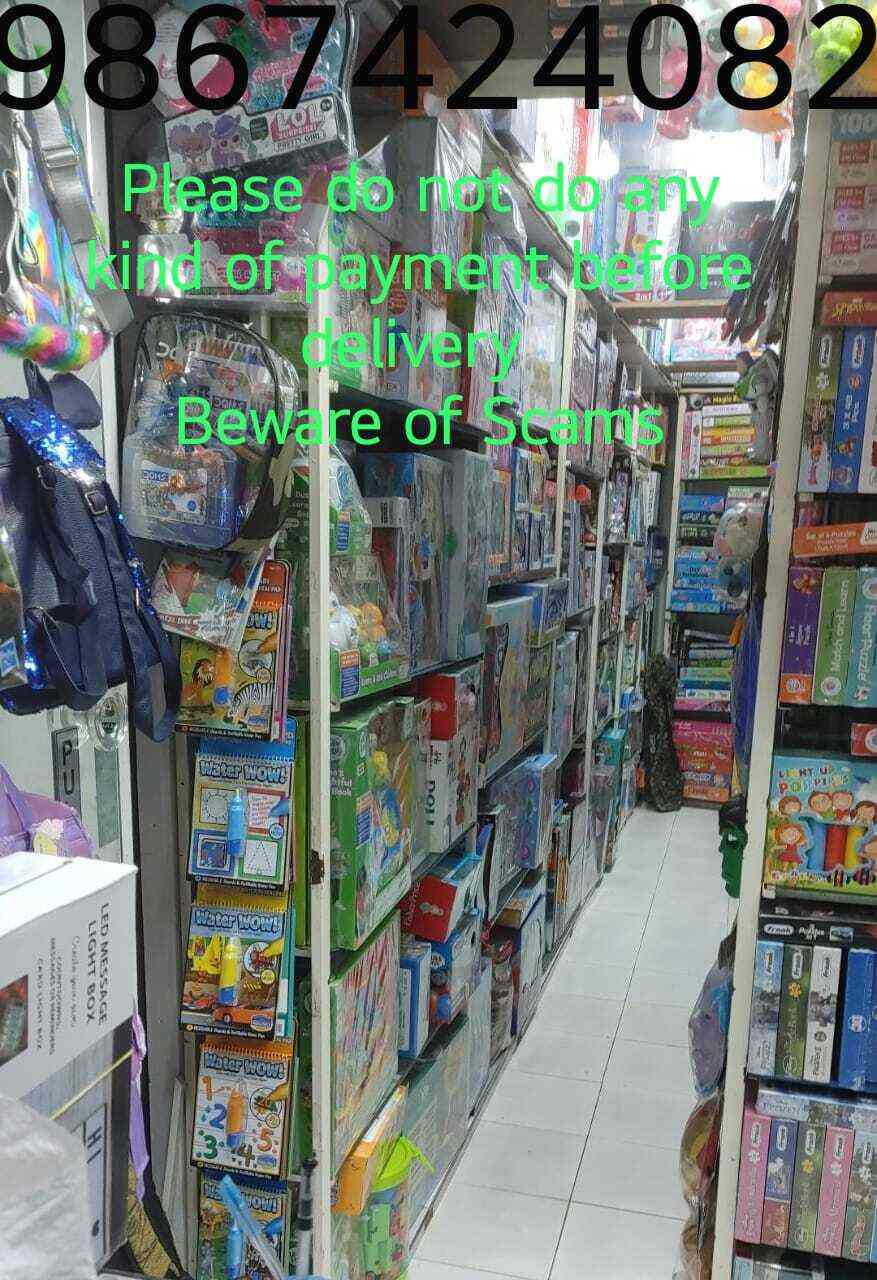 Esquire Books & Stationery in Khar West,Mumbai Best Stationery Shops