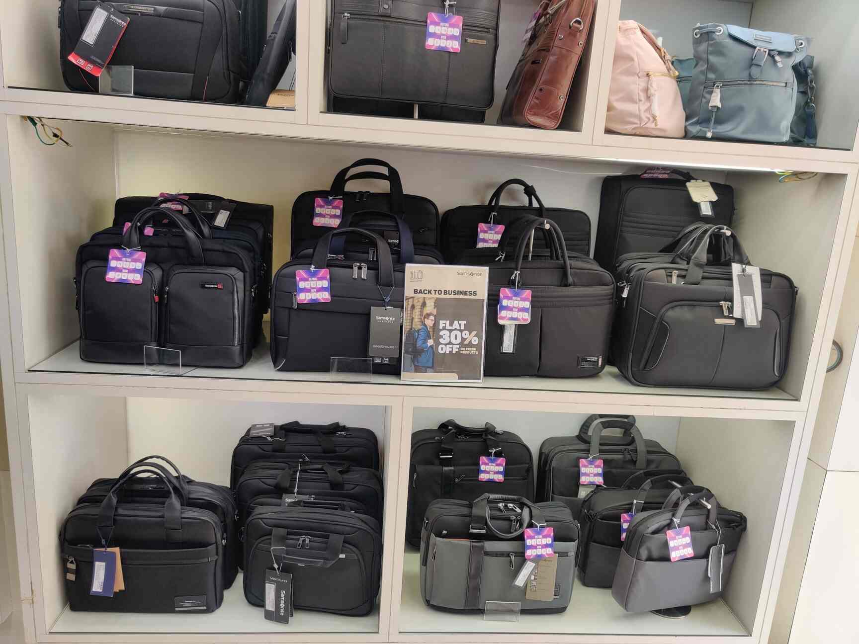 Samsonite in Colaba,Mumbai Best SamsoniteBag Dealers in Mumbai