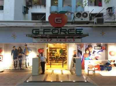 levis borivali