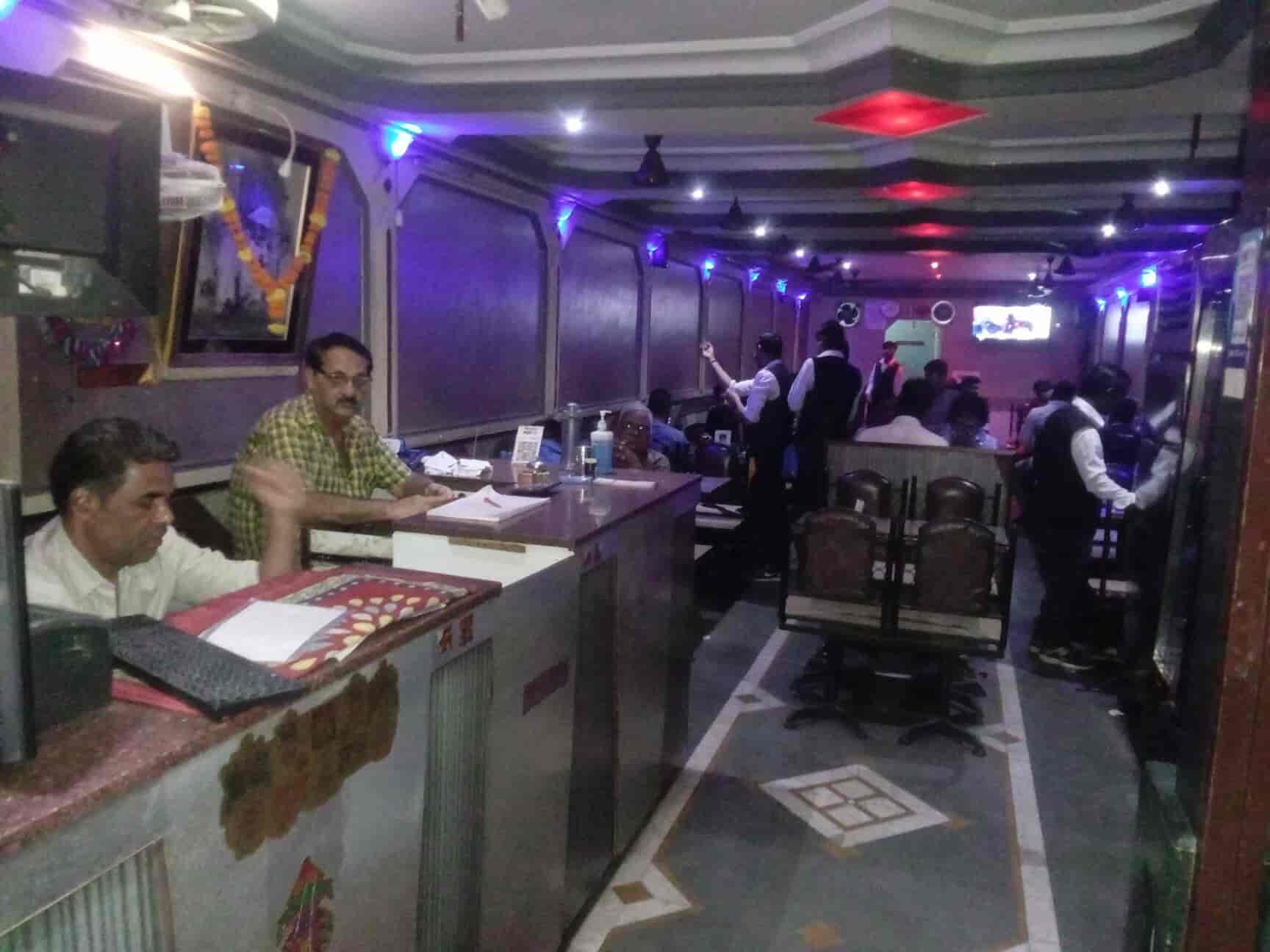 Top Bars Restaurants near Clini India Clinical Research Institute