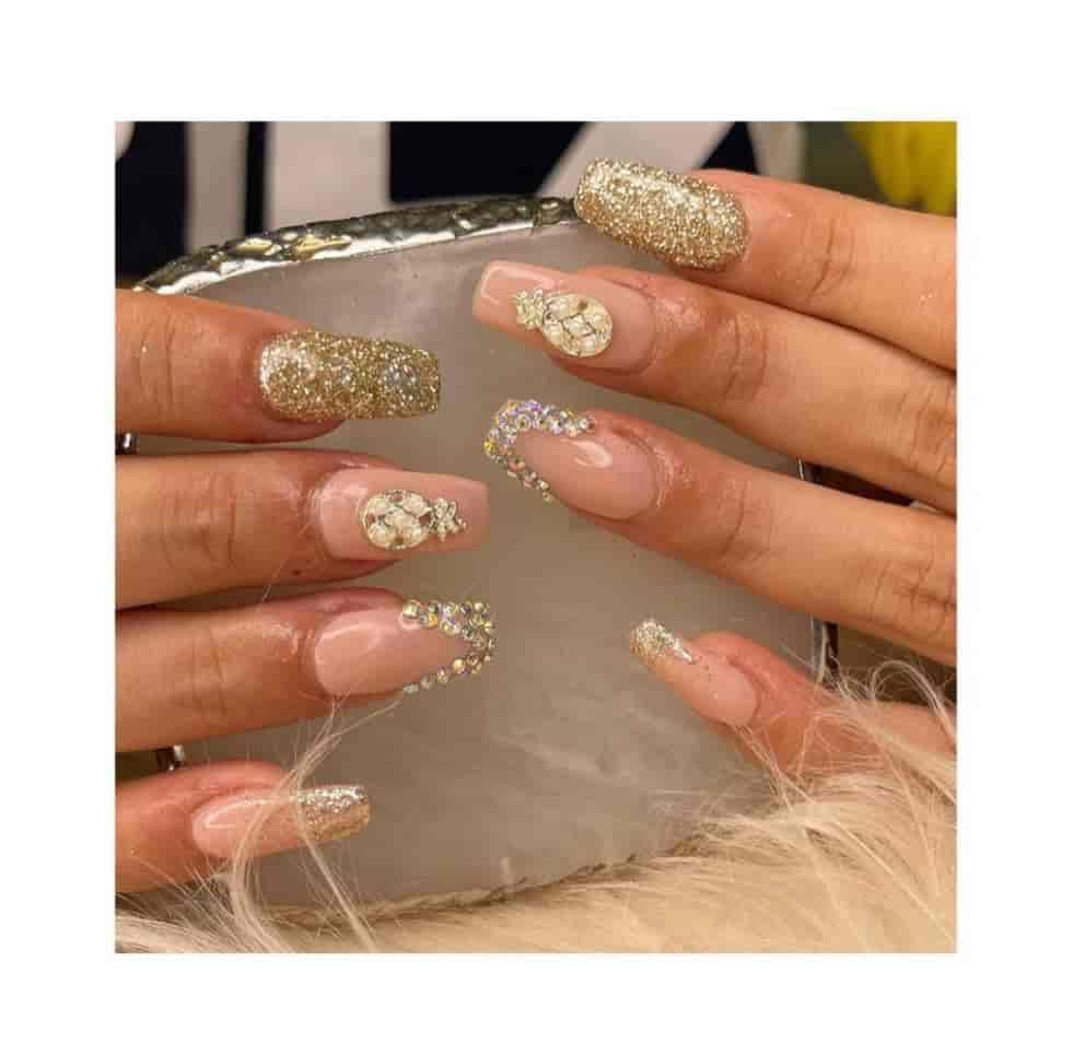 New Nails new YOU... Festive mode on .. Grab the deal. Gel Extensions 800  onwards Nail art 50/- onwards #nails #nailsofinstagram #nail... | Instagram