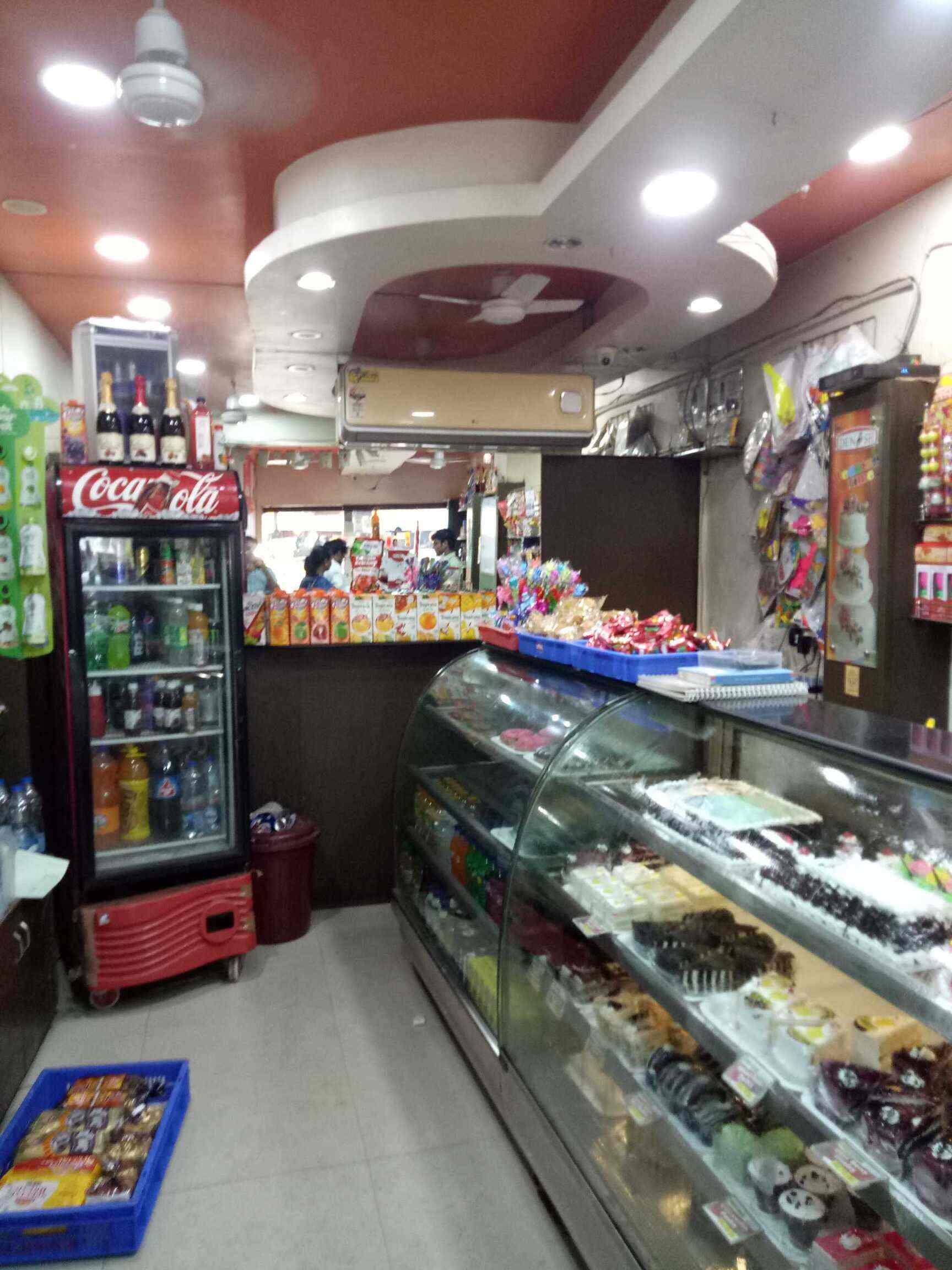 Top Cake Shops in Link RoadMalad West,Mumbai Best Cake Bakeries