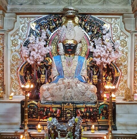 Shree Chintamani Parshwanath Bhagwan Jain Temple in Vile Parle East - Best Jain Temples in Mumbai - Justdial Shree Chintamani Parshwanath Bhagwan Jain Temple in Vile Parle East - Best Jain Temples in Mumbai - Justdial