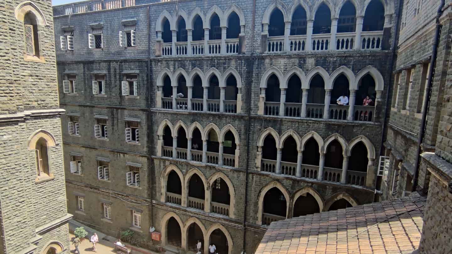 Adv. Sayali Bhaidkar & Associates in Opp. Hamam House,Mumbai Best