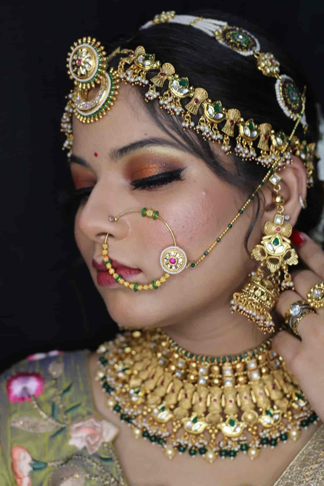 Top Salons in DawoolwadiAndheri East, Mumbai Best Beauty Salon near