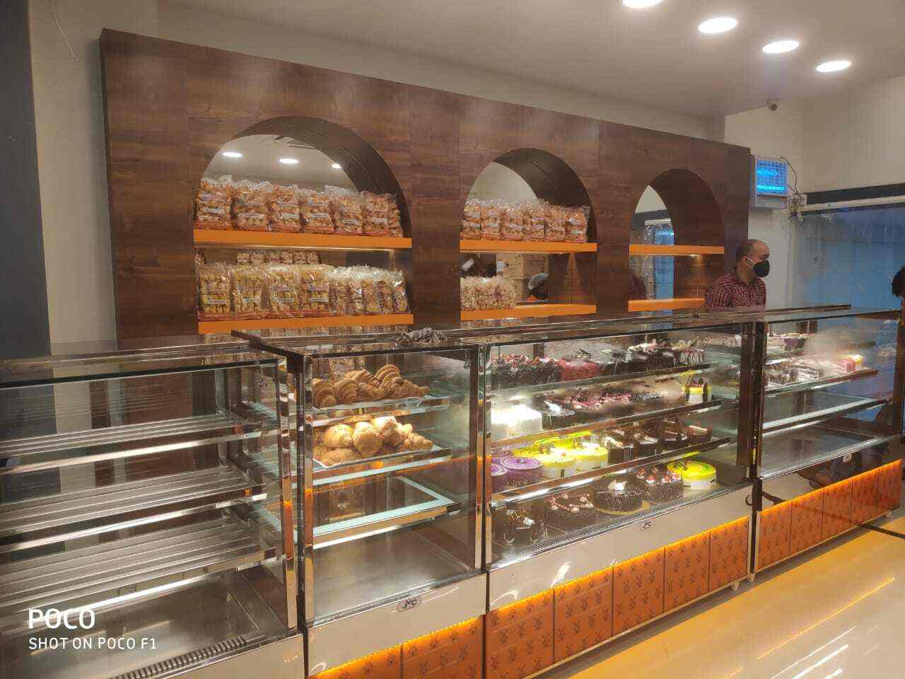 Holland Bakery & Snacks in Goregaon West,Mumbai Best Cake Shops in