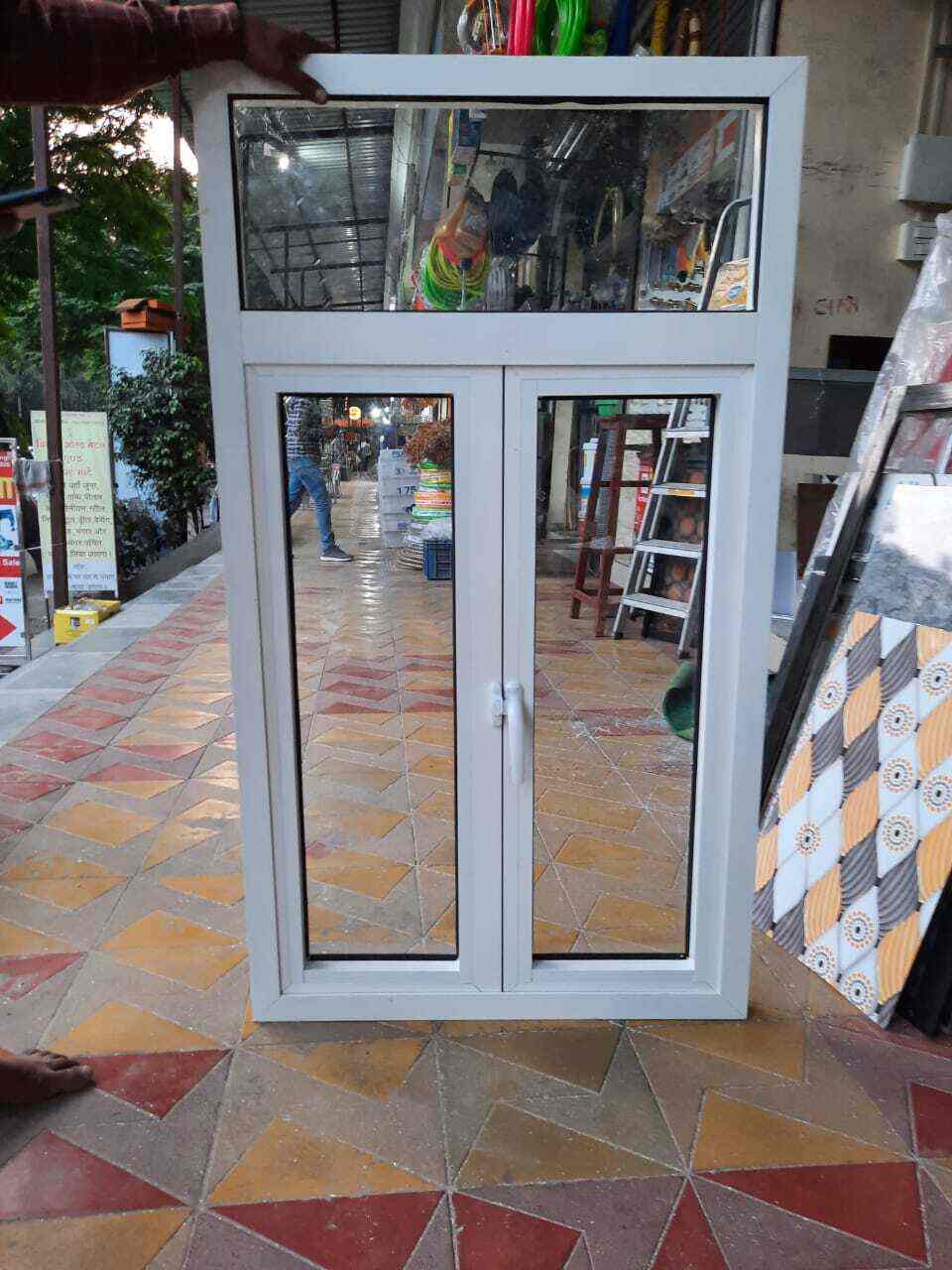 Top Aluminium Fabricators Door Wholesalers in Pune दूर व्होलेसलेर्स
