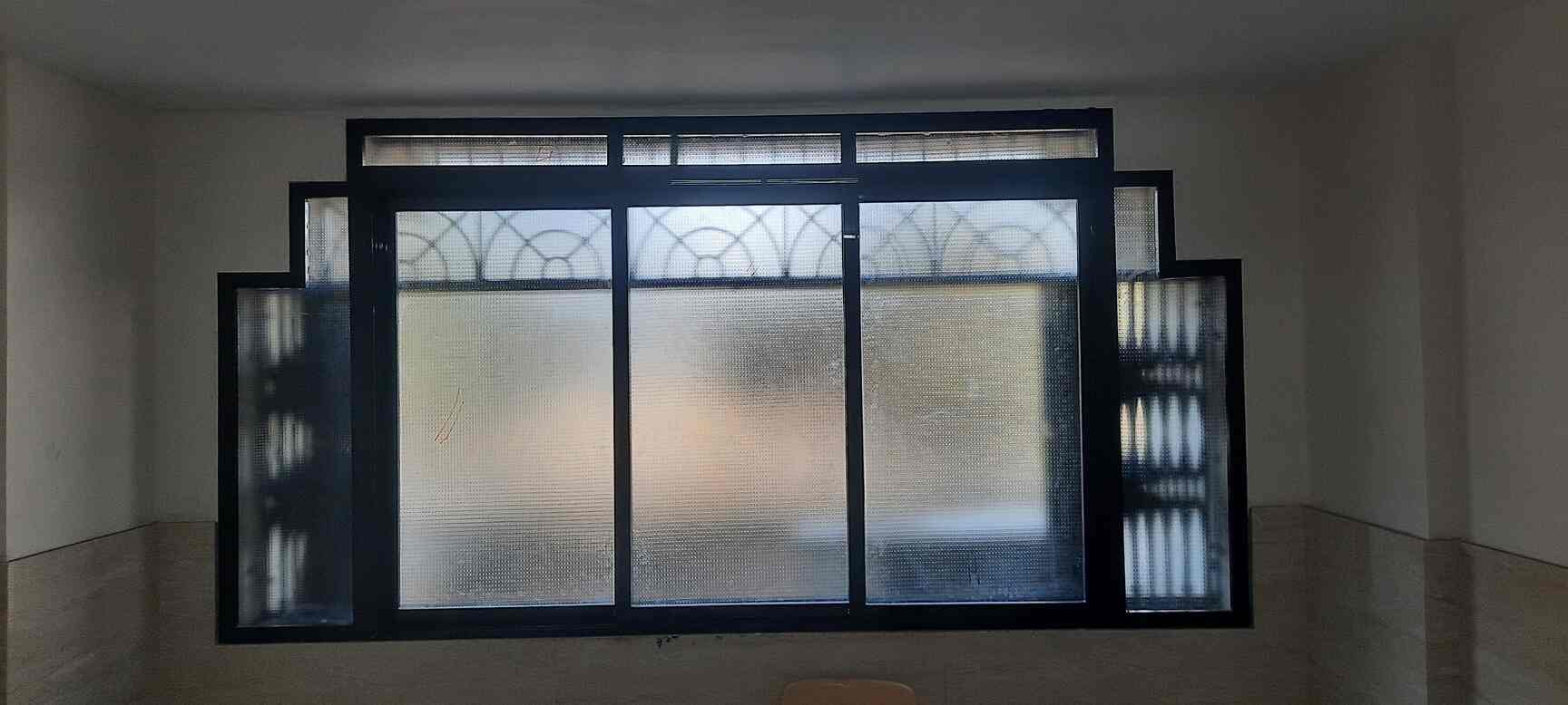 Top Aluminium Fabricators Door Wholesalers in Pune दूर व्होलेसलेर्स