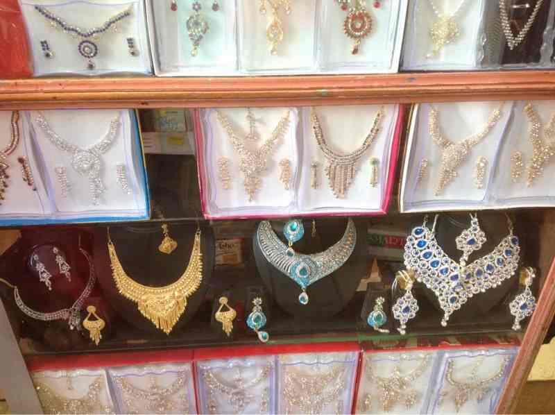 Mayur Novelty in Andheri West,Mumbai Best Imitation Jewellery