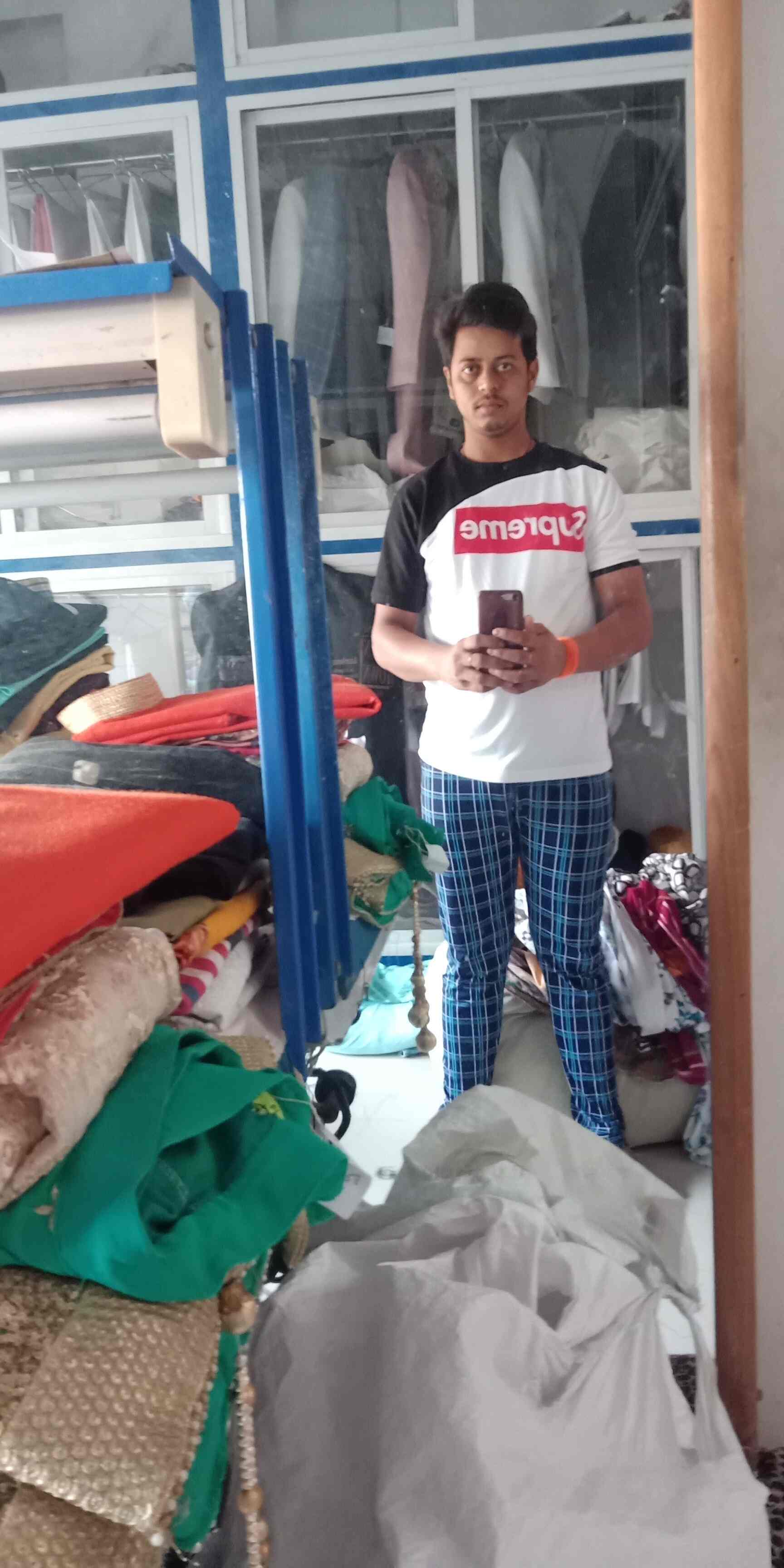 Band Box Dry Cleaners in Kandivali East,Mumbai Best Bands in Mumbai