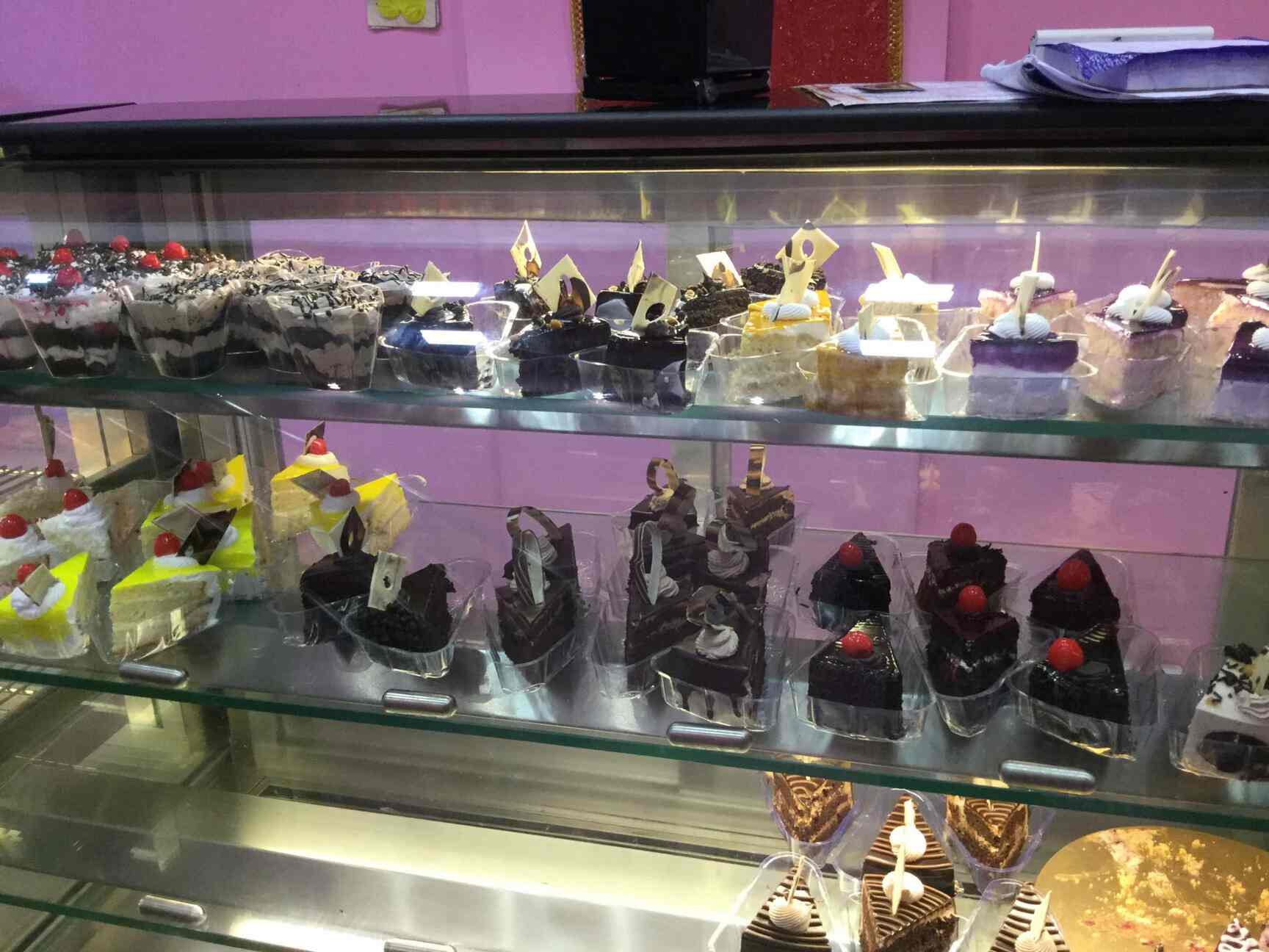 The Cake Factory in Seawoods,Mumbai Order Food Online Best Cake