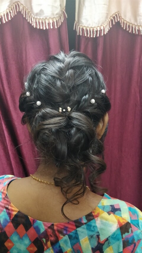 Conchita Hair And Make Salon in Bandra West - Best Salons in Mumbai - Justdial Conchita Hair And Make Salon in Bandra West - Best Salons in Mumbai - Justdial