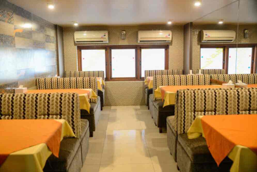 Top Bars Restaurants near Mulund Check NakaMulund West,Mumbai Best