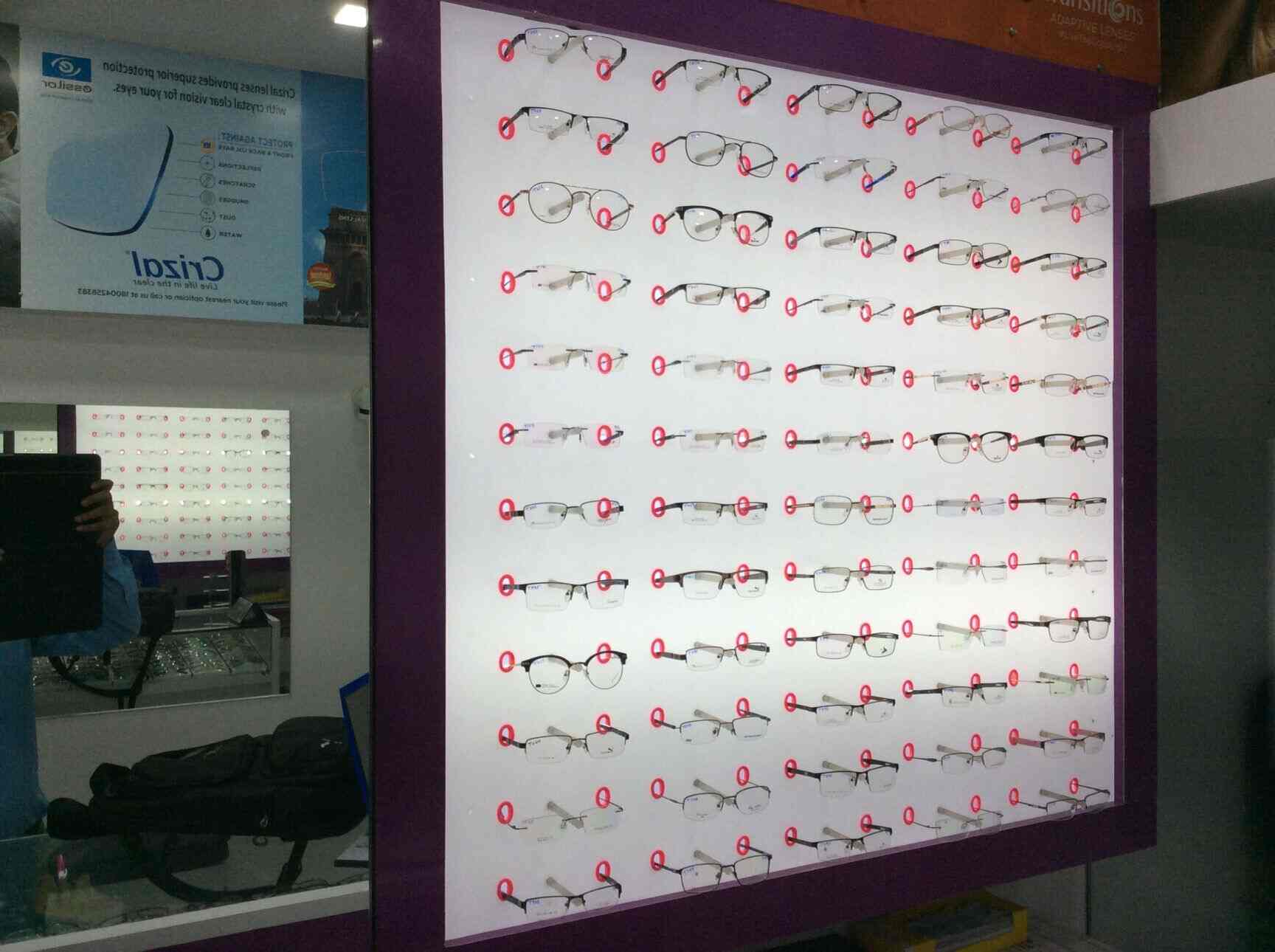 Ashish Opticals in Kandivali East,Mumbai Best Opticians in Mumbai