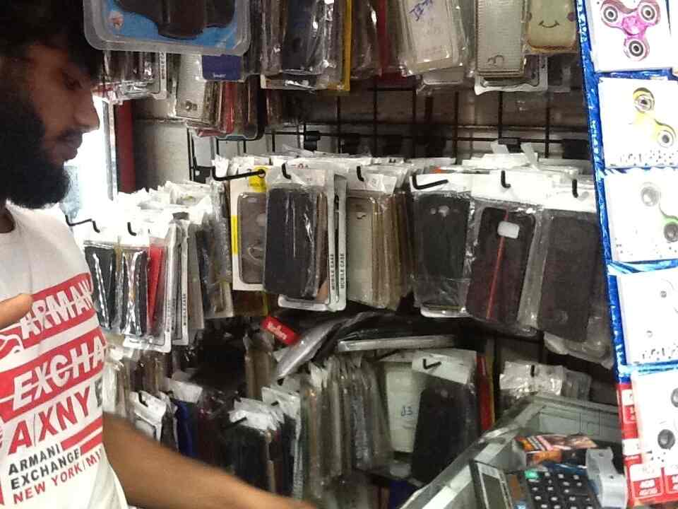 k-m-stores-in-khar-west-mumbai-best-samsung-mobile-phone-repair