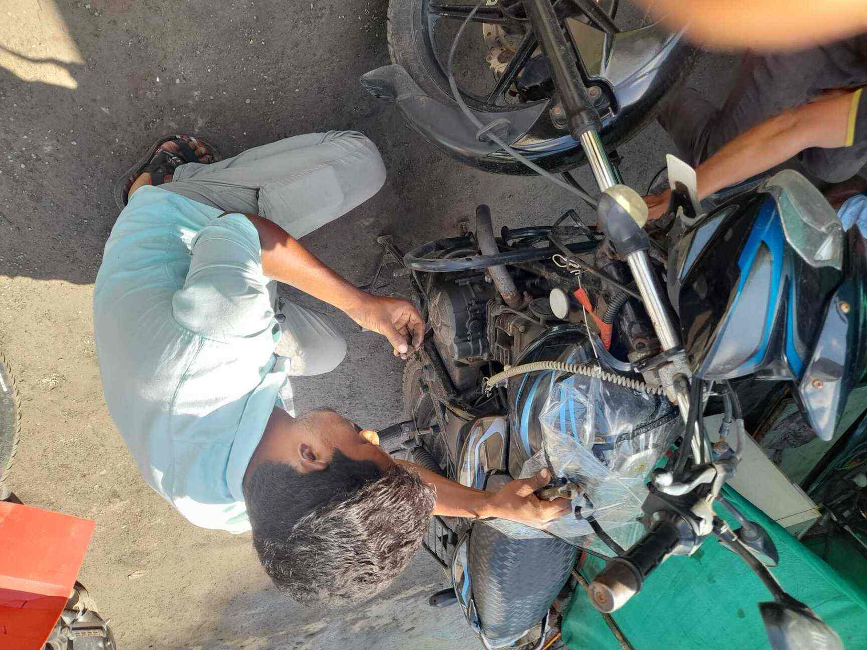 Sardar Garage in Nalasopara West,Mumbai Best HondaMotorcycle Repair