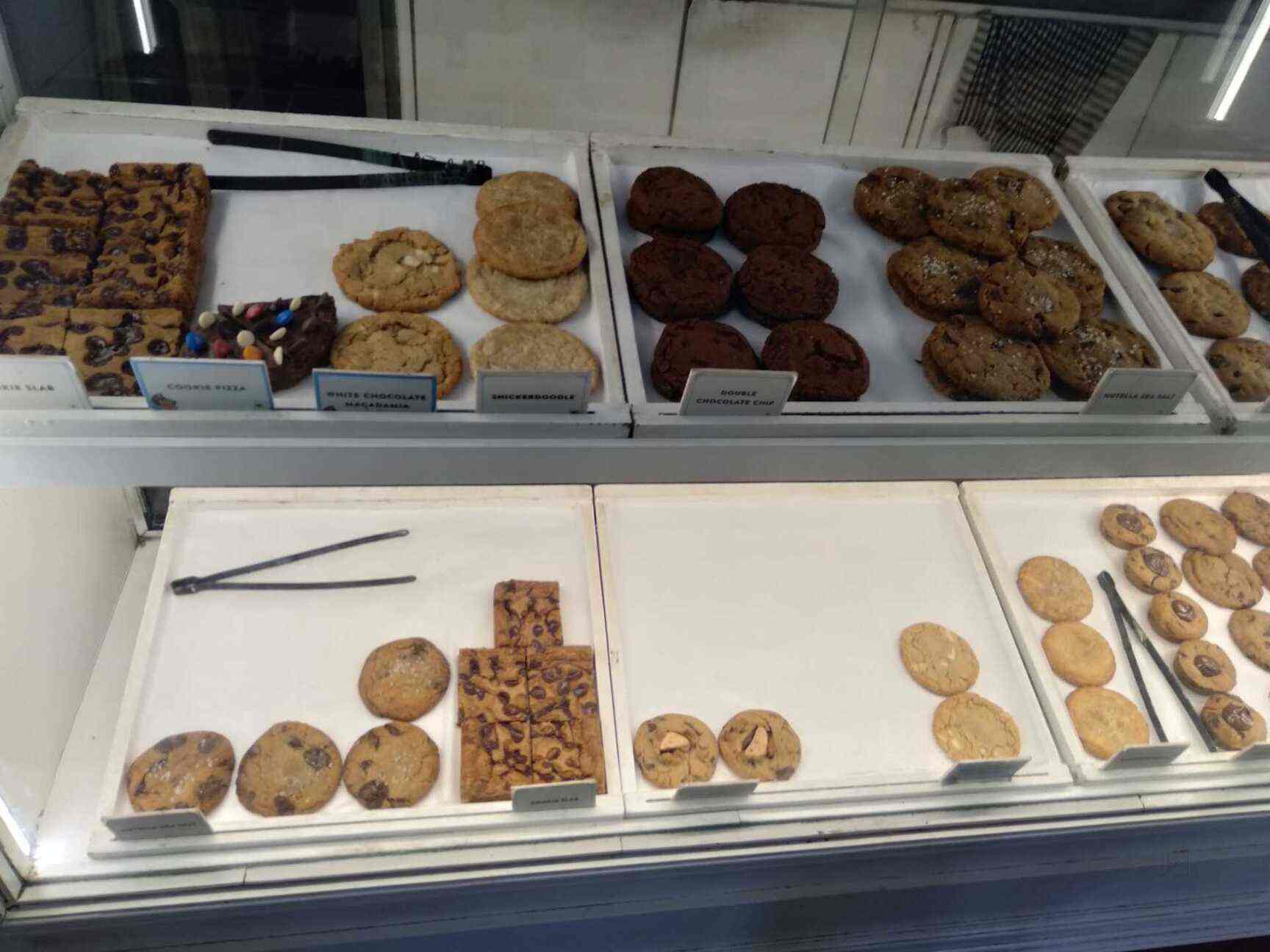 Sweetish House Mafia in Kemps Corner,Mumbai Order Food Online Best