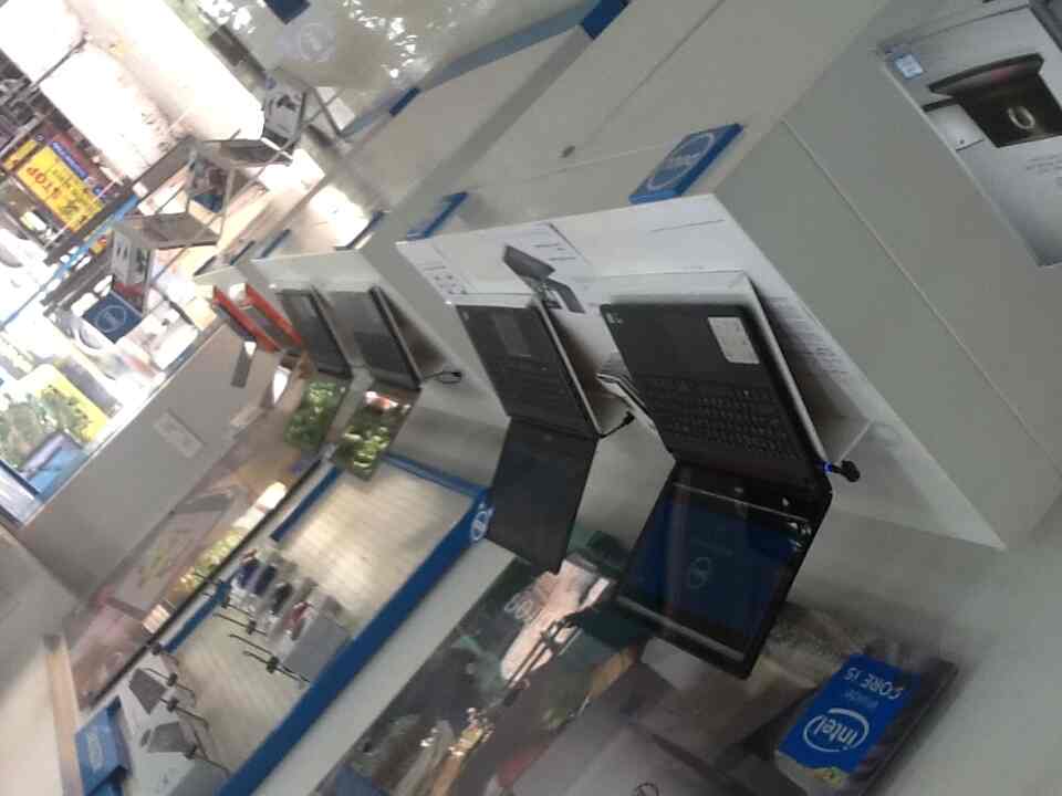 Find list of Dell Exclusive Stores in Chembur ColonyChembur East