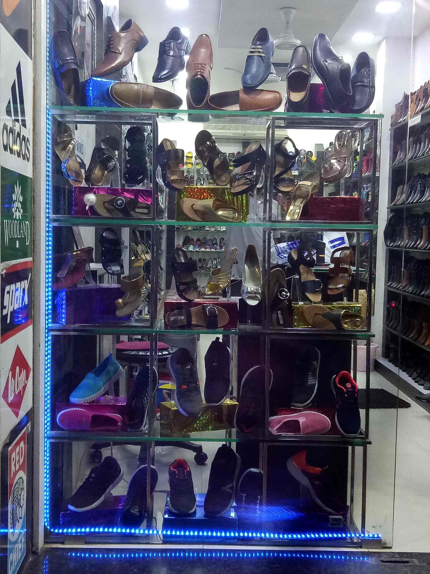 Me Walk in Virar West,Mumbai Best Leather Safety Shoe Dealers in