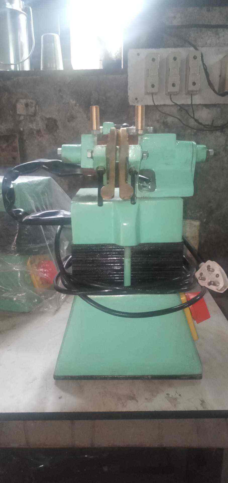 Top Friction Welding Machine Dealers in Vadodara फ्रिक्शन वेल्डिंग