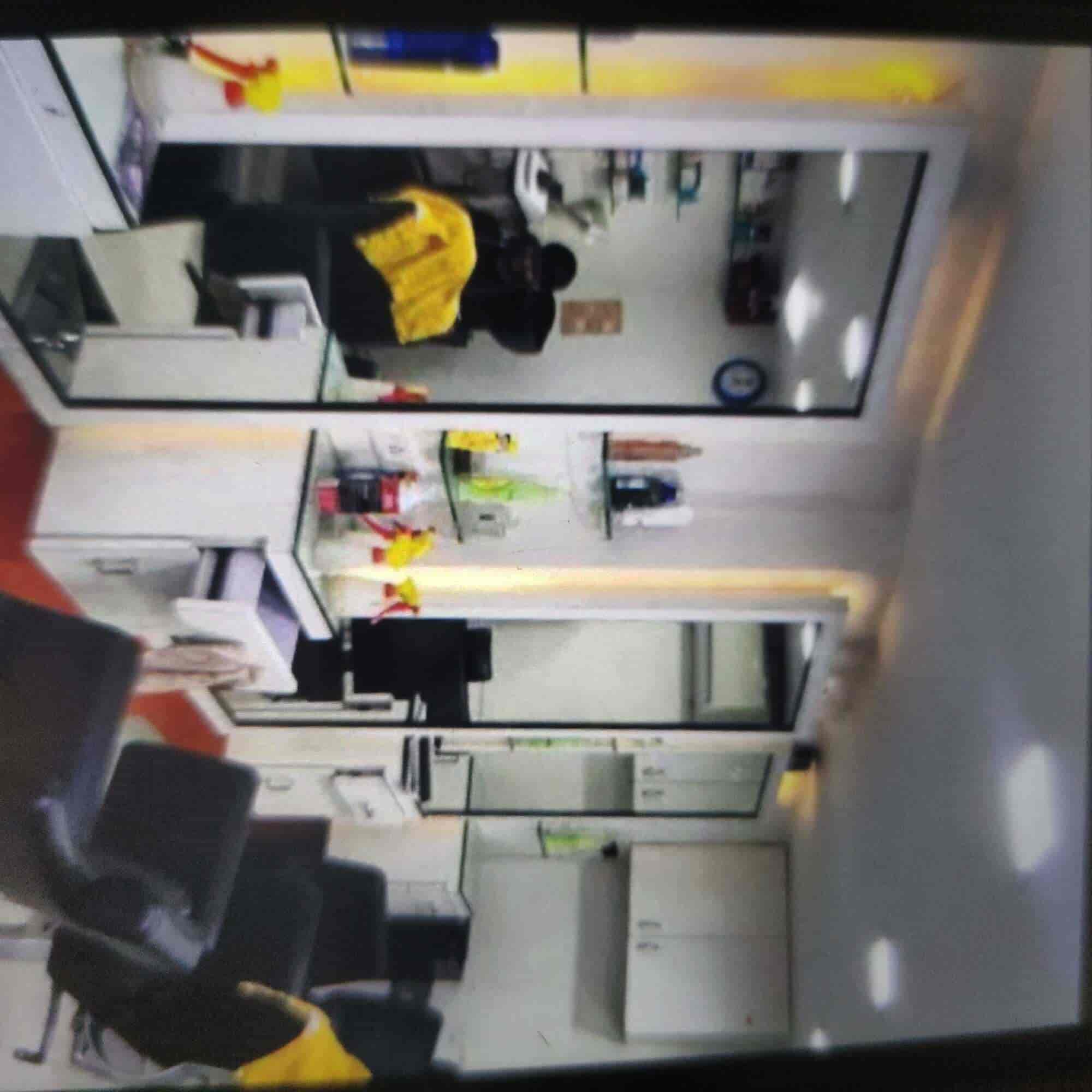 Kavita Beauty Parlour in Mulund ColonyMulund West,Mumbai Best