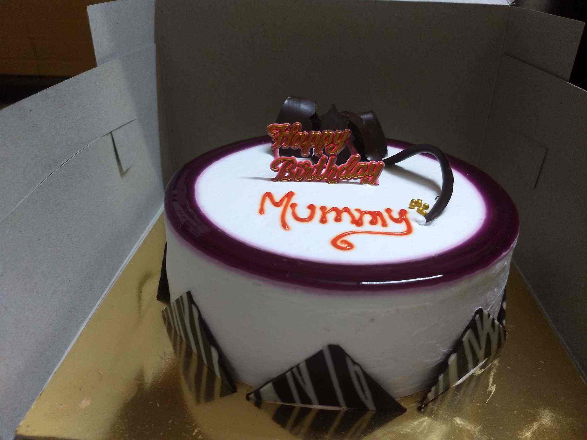Cravings Cakes & More, Savarkar Nagarthane West Cake Shops in Thane