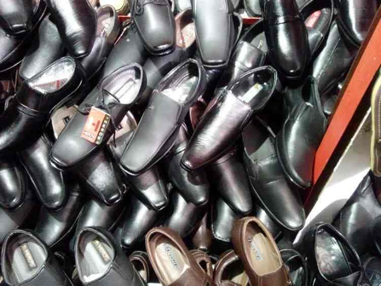 Vijay Shoes Mart in Santacruz East,Mumbai Best Leather Safety Shoe