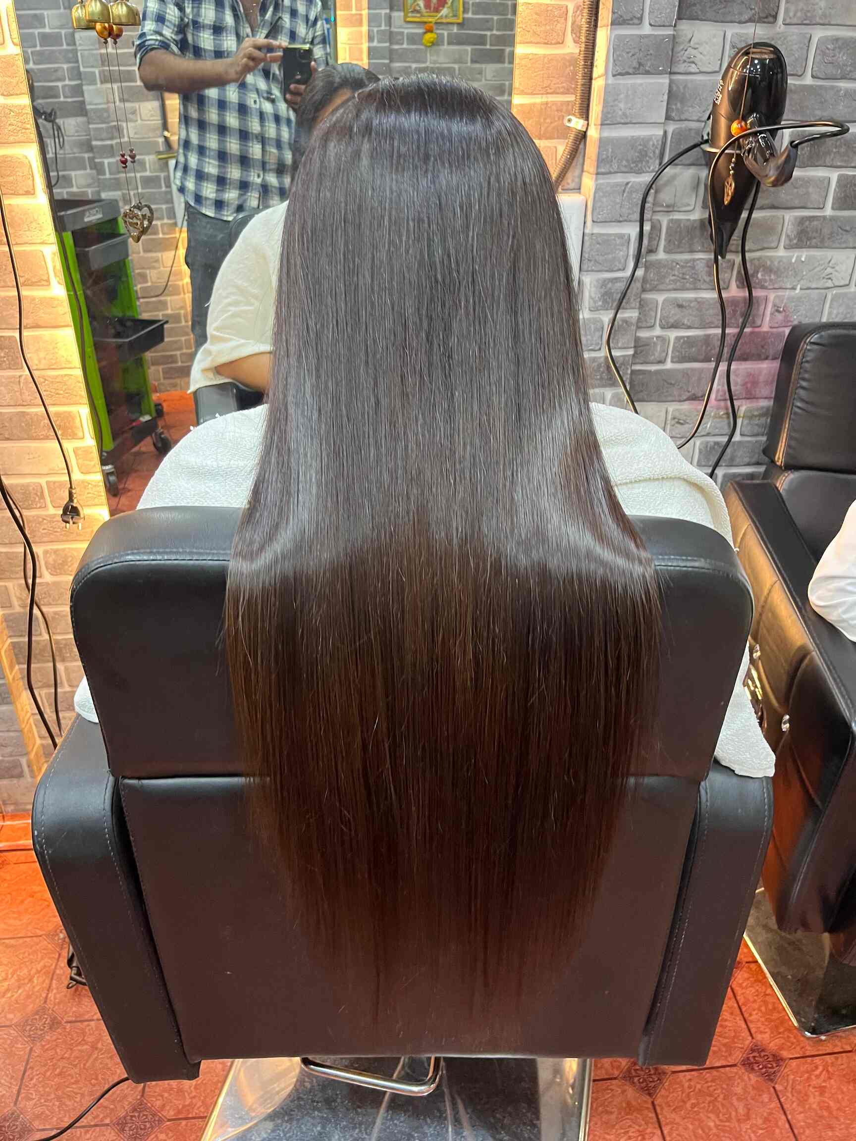 Top Barbers near Borivali Railway StationBorivali West Best Nai