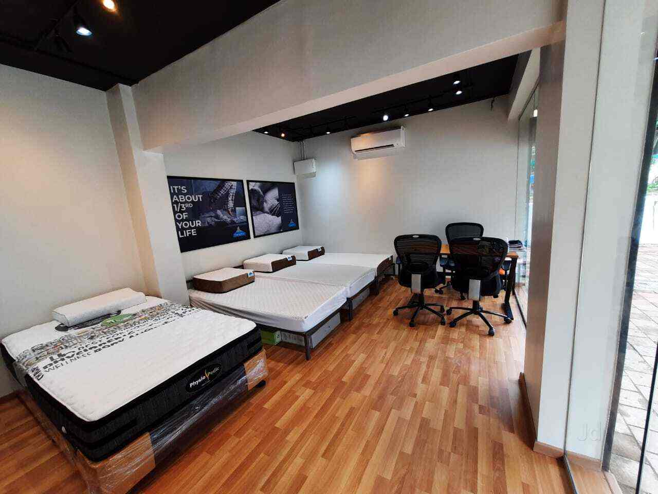 Top Pillow Dealers in Santacruz West Best Bed Pillow Dealers Mumbai