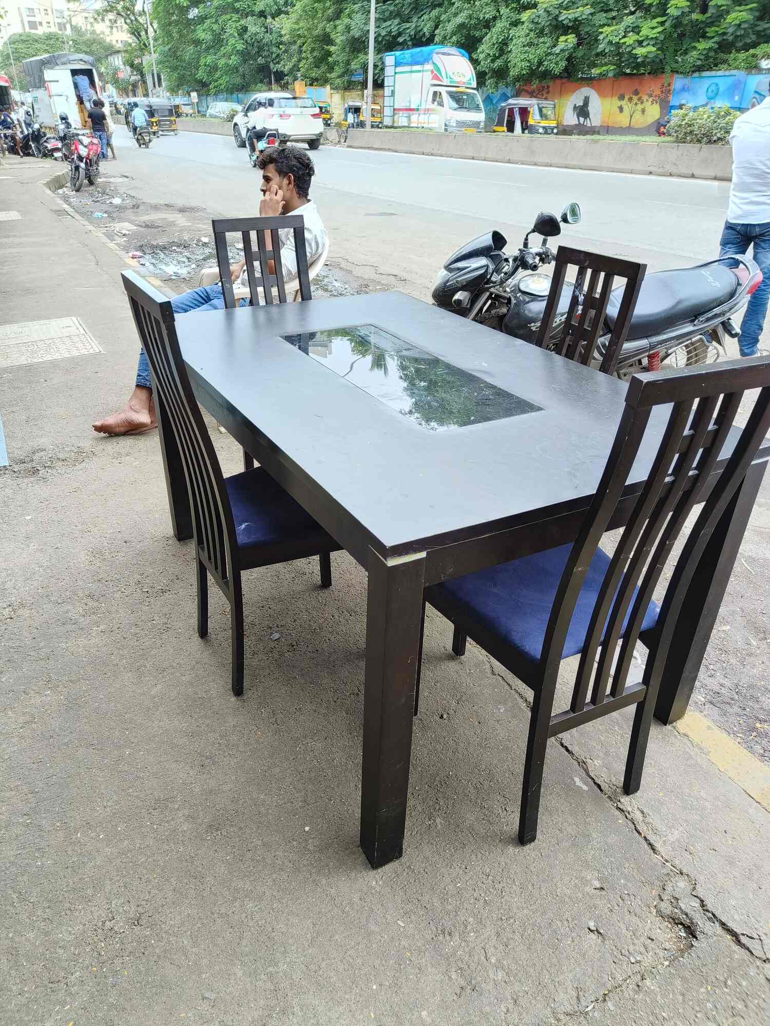 Catalogue K G N Old Furniture Buyers And Sellers in Malad West