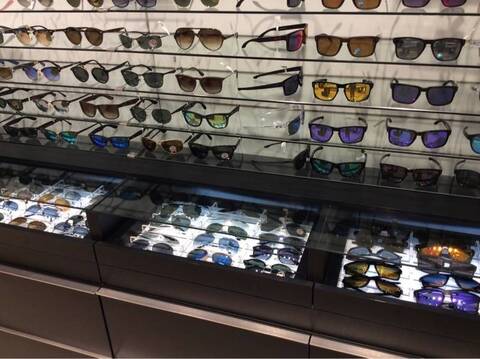 sunglass hut ray bans womens