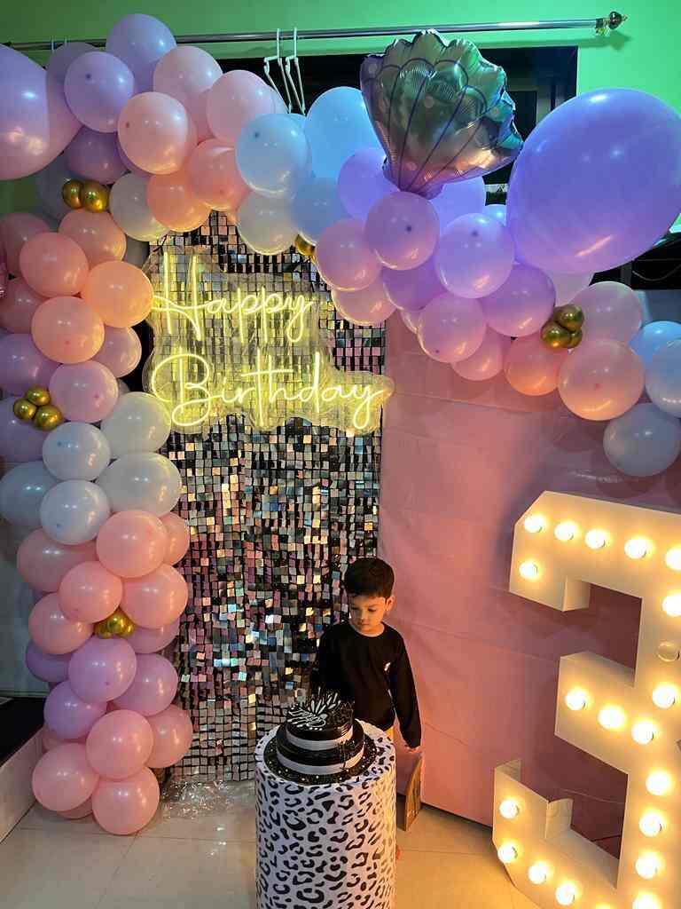 The Taj Decor in Ghatkopar West,Mumbai Best Balloon Decorators in