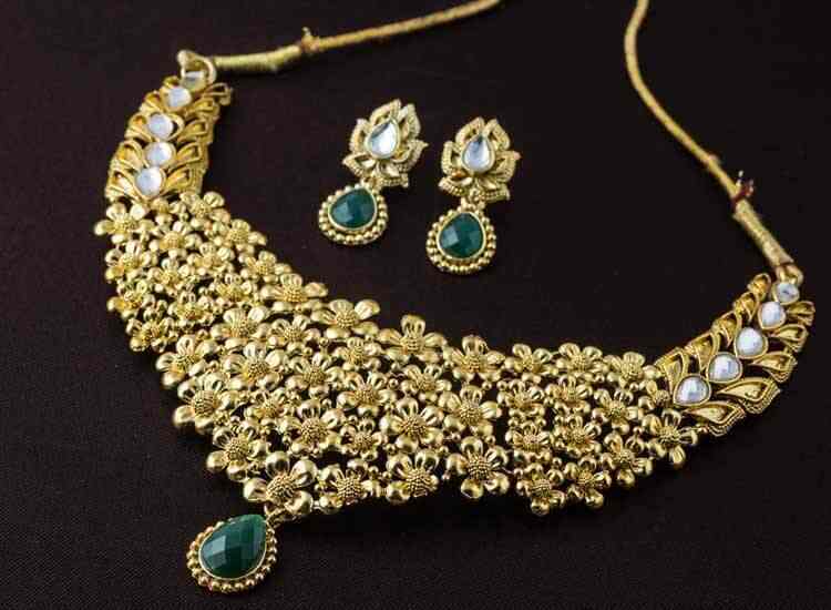 Rajhansh Manufacturing Jewellery, Malad East Imitation Jewellery Manufacturers in Mumbai